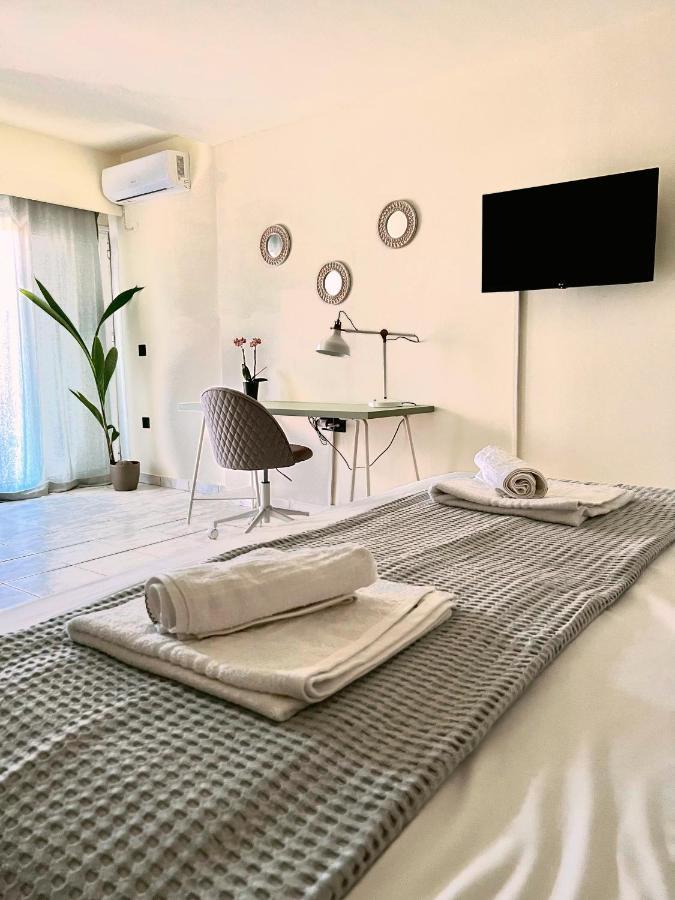 Kalamata Garden Suite Екстер'єр фото